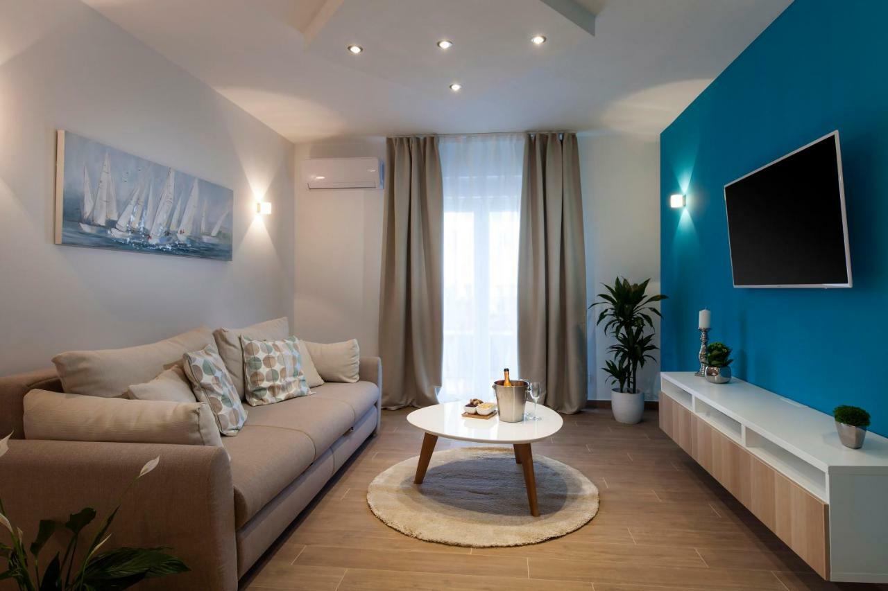 Sunny Garden Lux Apartment *